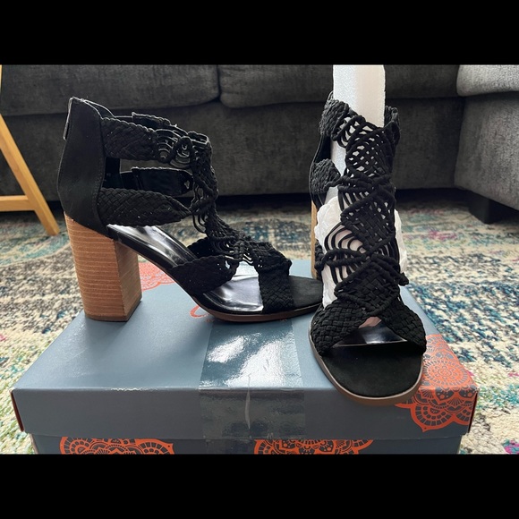 Carlos Santana Nadia Woven Block Heels Size 10M - Picture 1 of 6